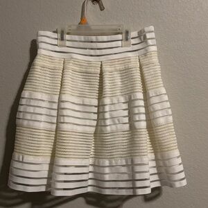 Lulumari White Striped Skirt